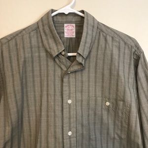 Brooks Brothers 16 1/2 - 4 Long Sleeve Button Down